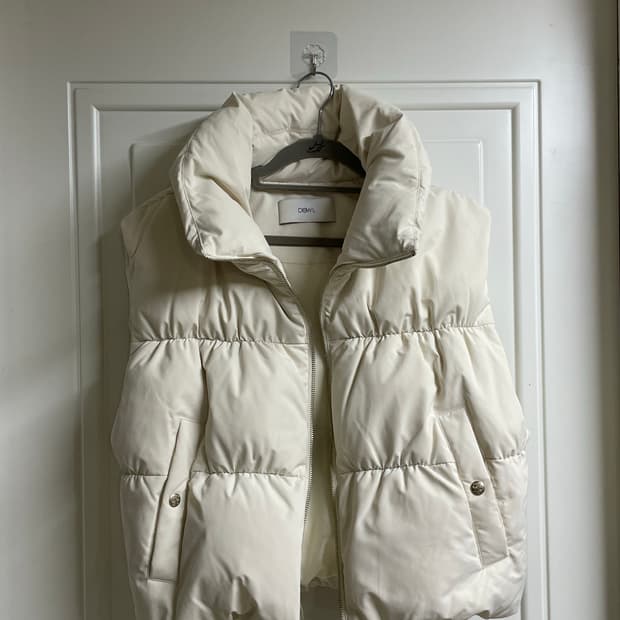 듀엘(DEWL) 구스다운 패딩 베스트