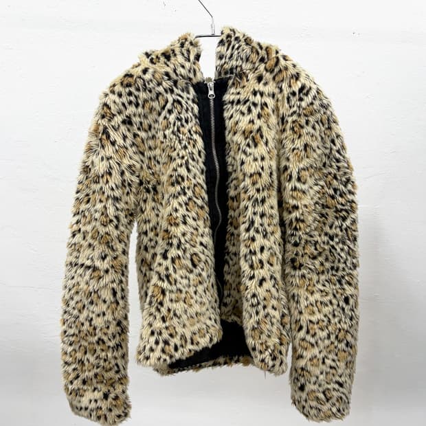 오뜨 레오파드 후디드 자켓