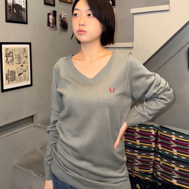 90-00’s Fred Perry England v-neck knit