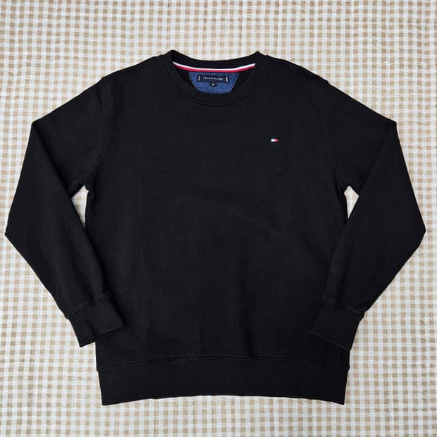 타미힐피거 간절기 맨투맨 남자100