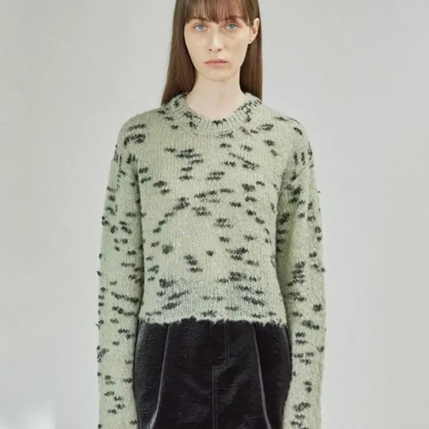 다이애그널 모헤어 니트