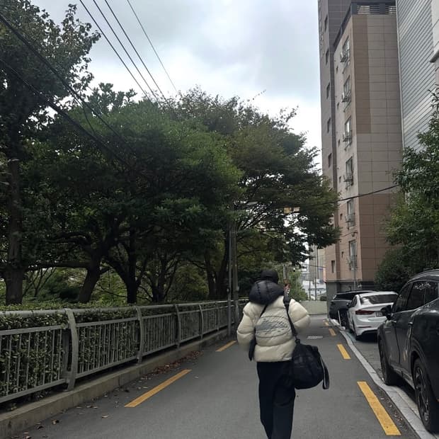 코르테이즈 볼로 패딩