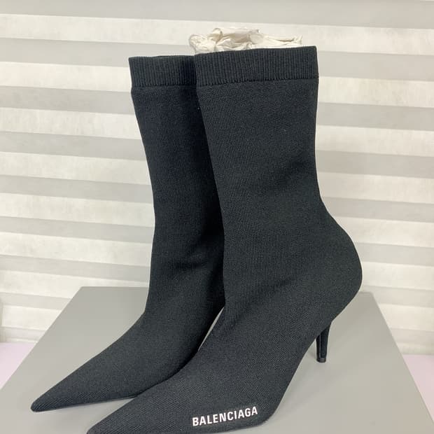 (새상품) 발렌시아가 삭스 부츠