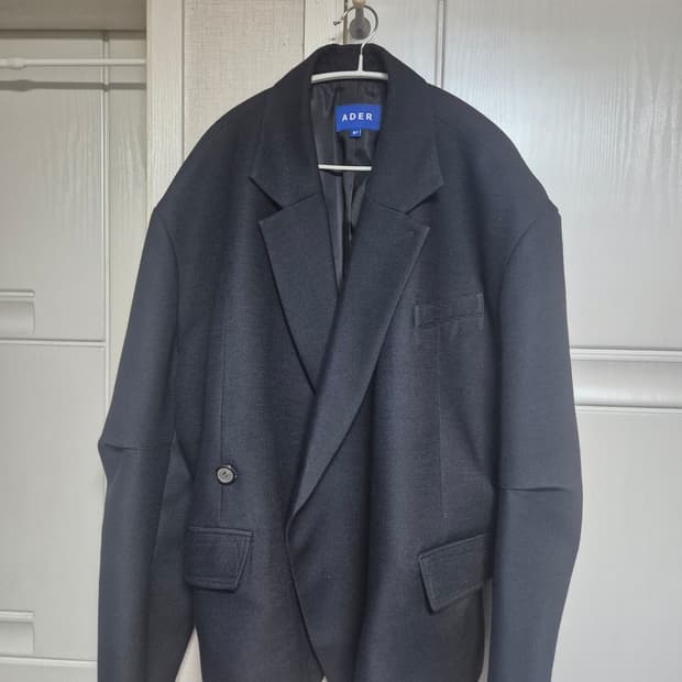 아더에러 몰타니 블레이저 블랙