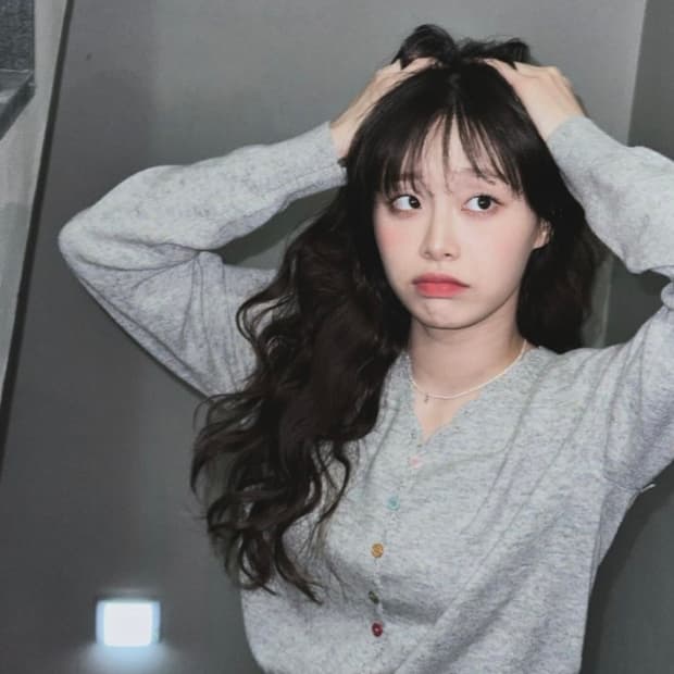 르니나 SALENA 울 브이넥 가디건 그레이