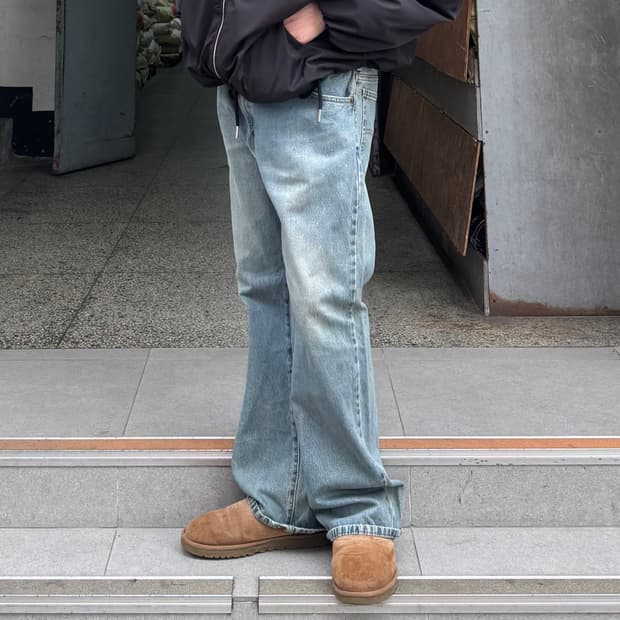 Levi’s 517 플레어진