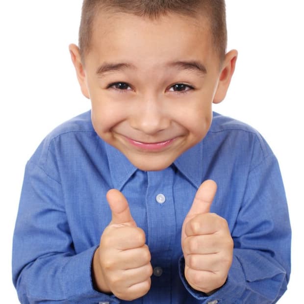 LIGHT DOWN HOOD JACKET