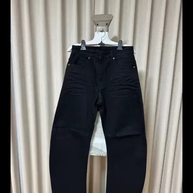 쿠어 커브드 데님 팬츠 s