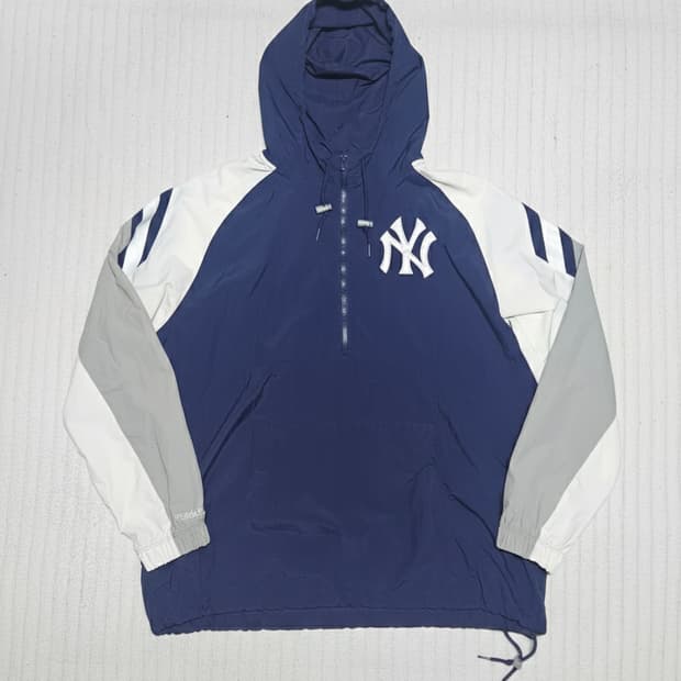 ​[희귀매물] 미첼앤네스 뉴욕양키스 쿠퍼스타운 아노락(실착 2회/풀자수)