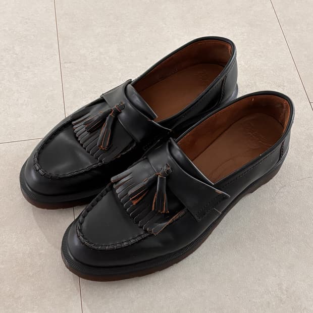 Dr.Martens 태슬 로퍼 블랙 UK9/US10