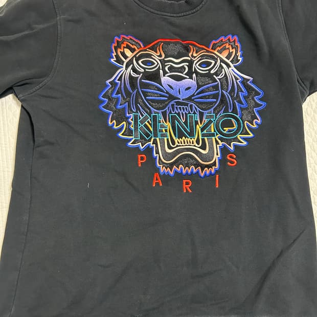 겐조 타이거 자수 맨투맨 블랙 M