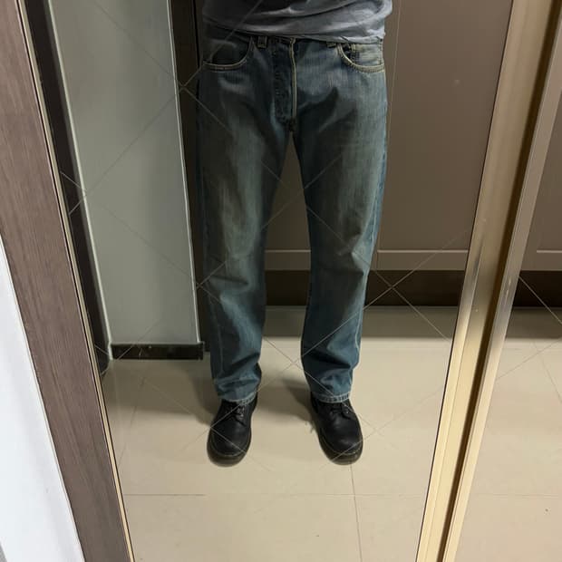 [Levi’s 501 W32 | L30]