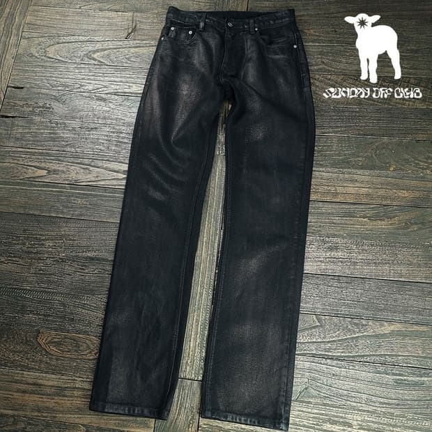 [선데이오프클럽] 26S/S 왁스드 코딩 스트레이트 레그 진 M20235