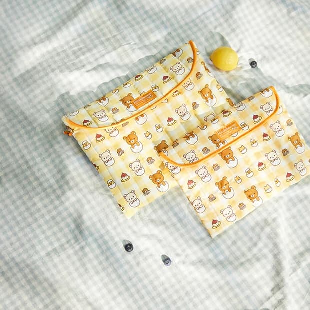 스파오 리락쿠마 노트북 파우치 16