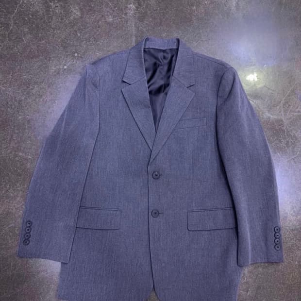 무신사 스탠다드 대디 숄더 오버사이즈 블레이저 XL 미디엄 그레이