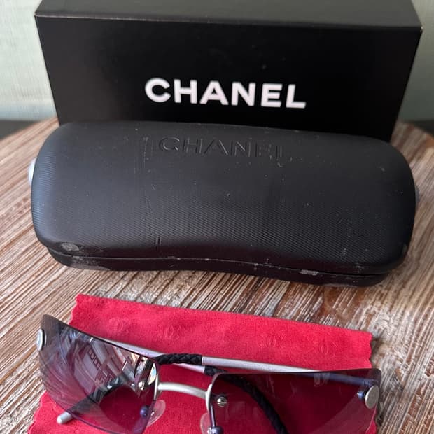 Chanel 샤넬 림리스 스퀘어 선글라스