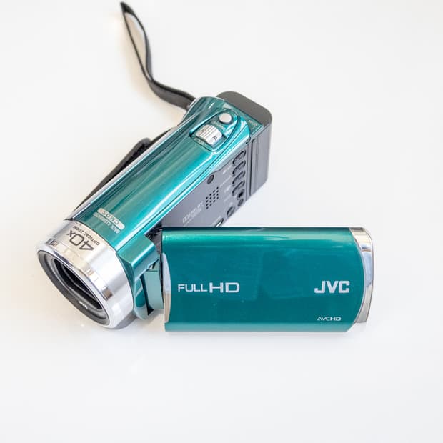 JVC Everio GZ-E117-G / 빈티지 디지털 캠코더 