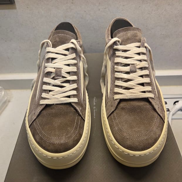 릭오웬스 릭반스 더스트 스웨이드 42 