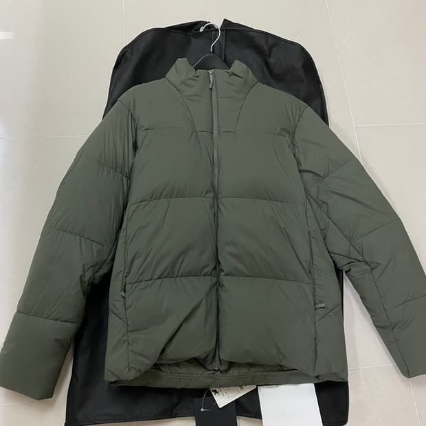 아크테릭스 베일런스 컨듀잇 구스850 패딩 자켓