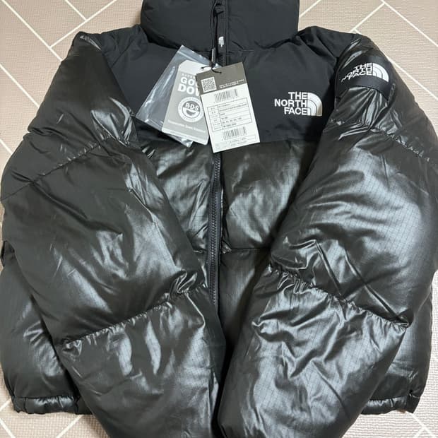 노스페이스 노벨티 화이트라벨 숏패딩m