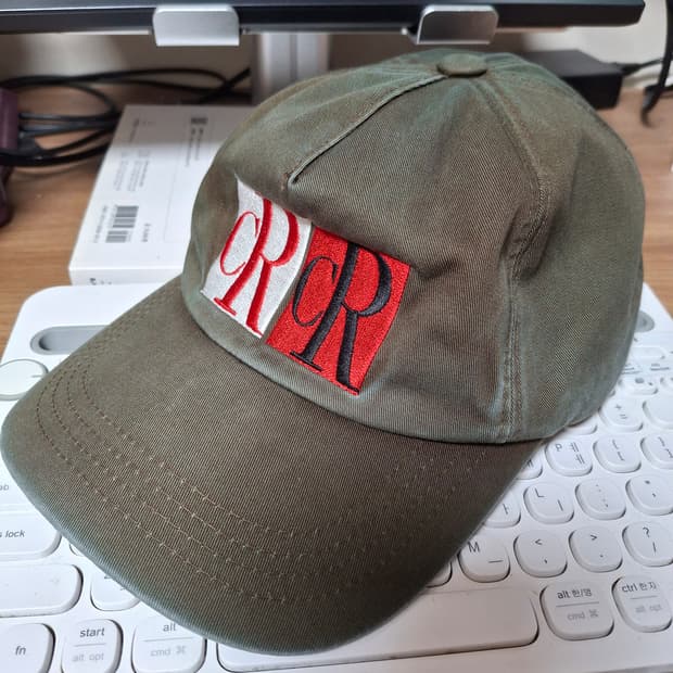 처칠롬퍼 빈티지 볼캡 브라운