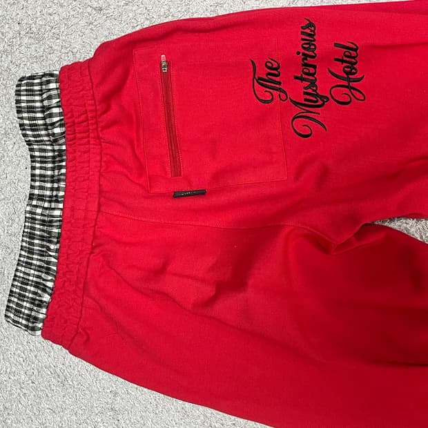 더미스테리어스호텔 레이어드 추바