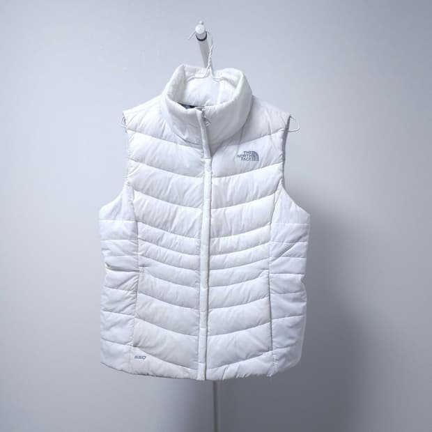 노스페이스 화이트 조끼패딩 M