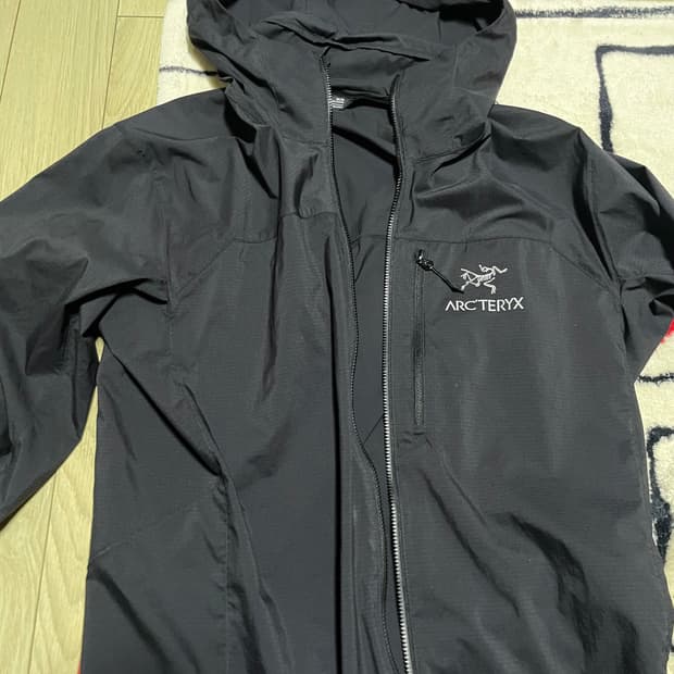 아크테릭스 스쿼미시 후디블랙M