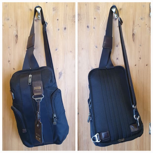 투미 알파브라보 슬링백