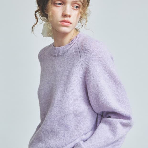 새상품)니티드 knitted 쉐기독 울 라운트 니트 라벤더퍼플