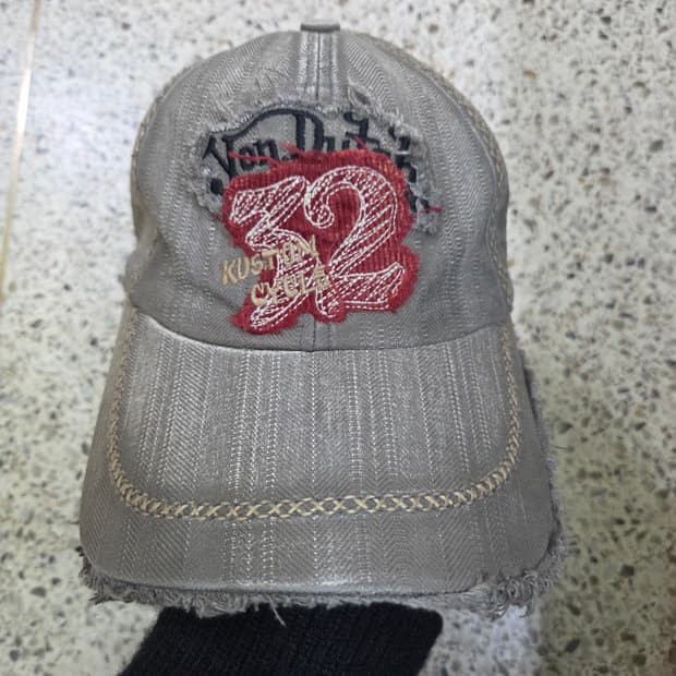 본더치 한정판 모자