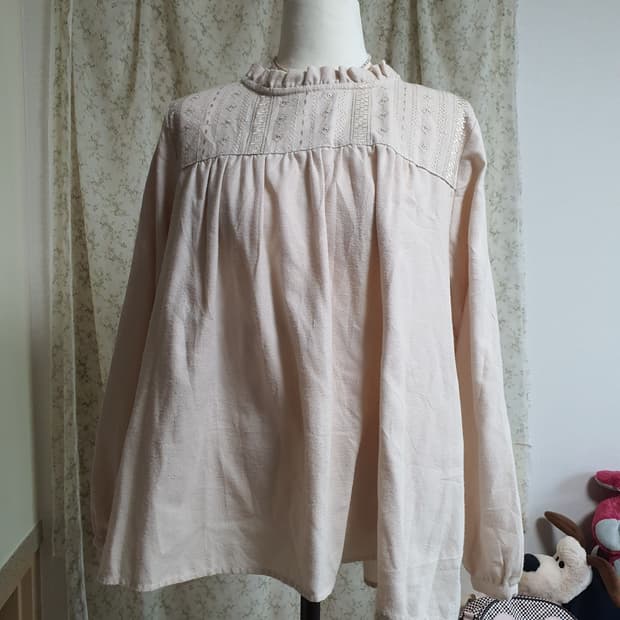 [일본빈티지] 레이스 넥 블라우스 아이보리 모리걸