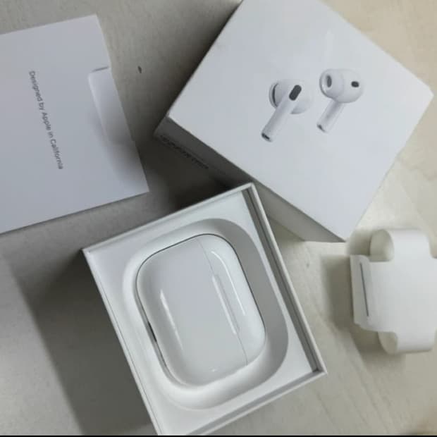 에어팟프로3 새상품 팝니다.