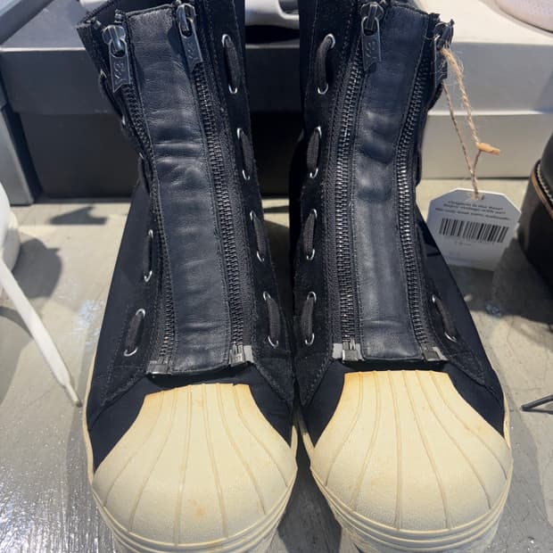 Y-3 쉘토 더블 지퍼 하이탑 스니커즈