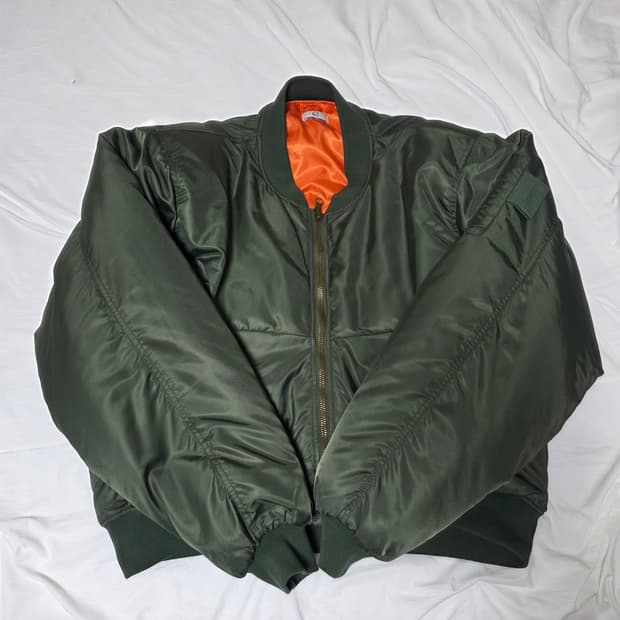 뉴치프시크dp  카키봄버