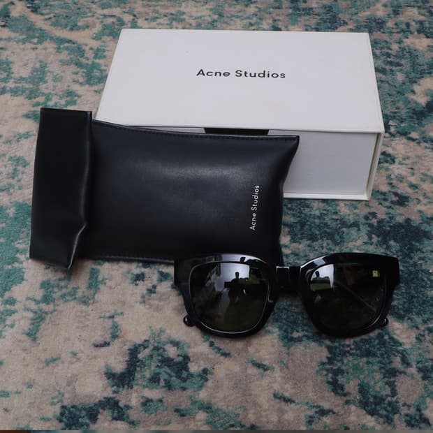 Acne 아크네 오버사이즈 선글라스 블랙 풀구성