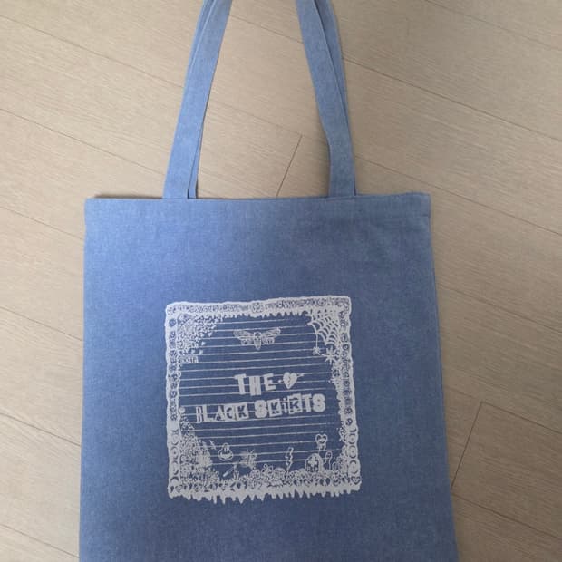 검정치마 틴트러블스 에코백 팝니다