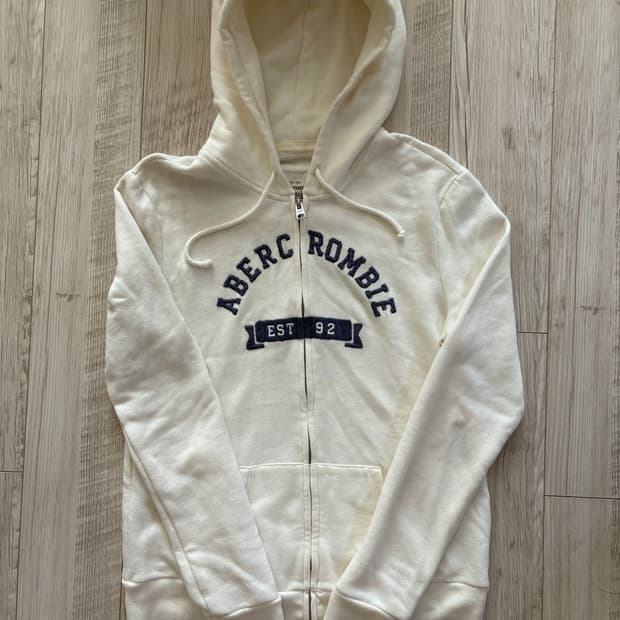 아베크롬비 후드집업 딱붙핏 화이트 m