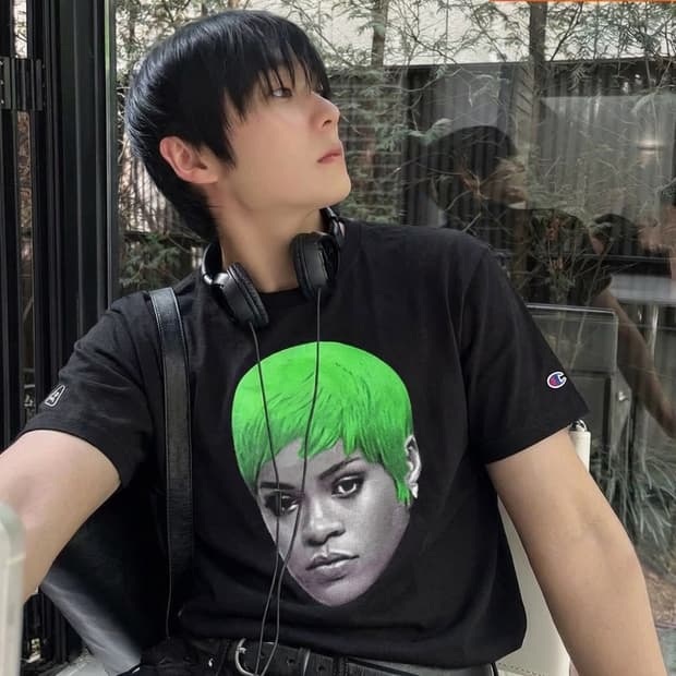 포더호미 x 챔피온  리한나 반팔티