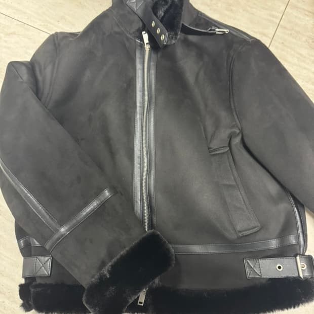 스파오 무스탕 s