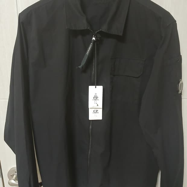 CP컴퍼니 오가닉 오버셔츠 블랙 XL 새상품