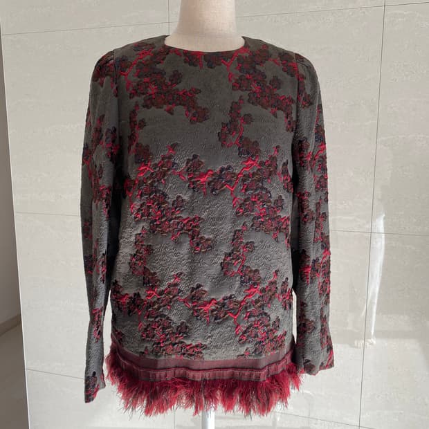 그리스 반 노튼 여성 자카드 탑 38사이즈