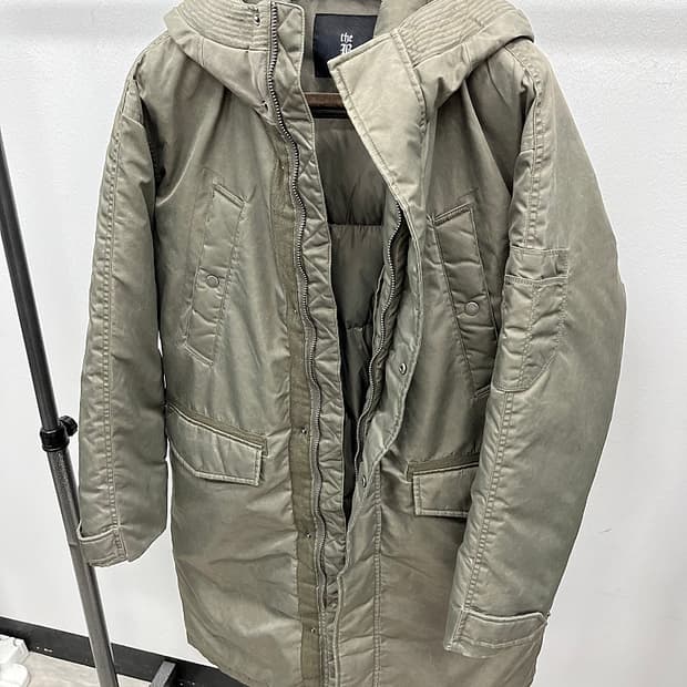 105) THE B 버커루 신형 다운파카