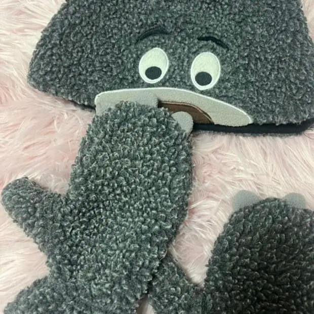 디즈니 곰돌이 털모자 장갑세트 겨울 옷 장식 캐릭터 곰