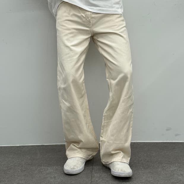 유니클로 베이지 남성 면바지 31인치