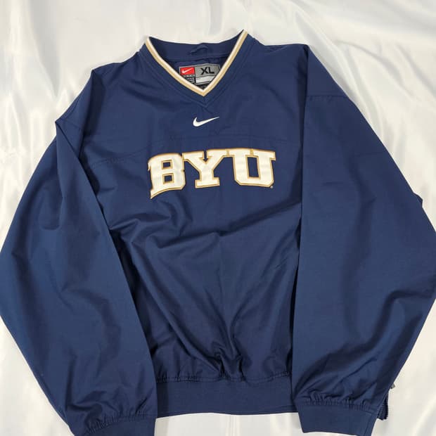 나이키BYU웜업