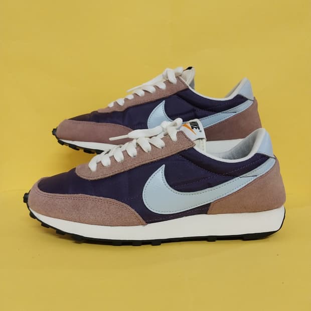 여성 나이키 데이브레이크 퍼플 플럼 에그플렌트 운동화 (240)