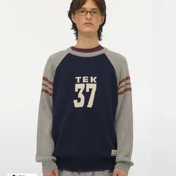테켓 넘버링 니트 스웨터