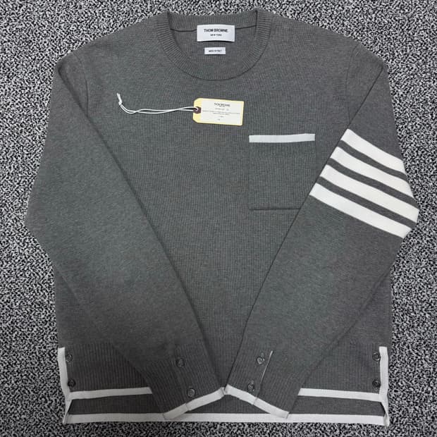 톰브라운 밀라노스티치 오버핏 니트 1사이즈 (실측 2-3사이즈)
