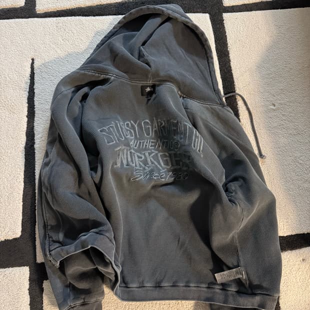 [L] 스투시 워크샵 피그먼트 자수 후드집업